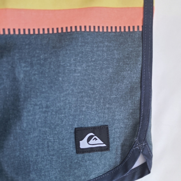 NWT Quiksilver Striped Board Shorts - Picture 3 of 7